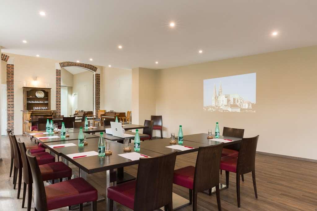 The Originals City Le Relais Des Carnutes Brezolles Verneuil Sur Avre Faciliteter billede